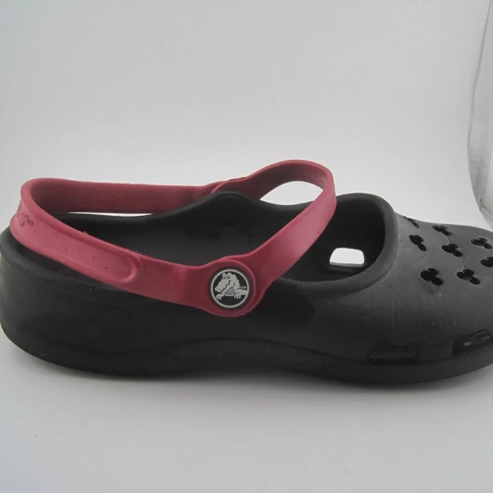 CROCS pre owned